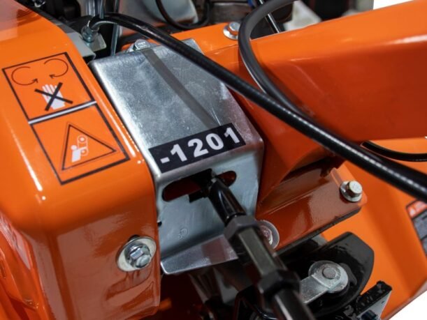 RURIS motorna kopačica freza DAC 7000ACC2